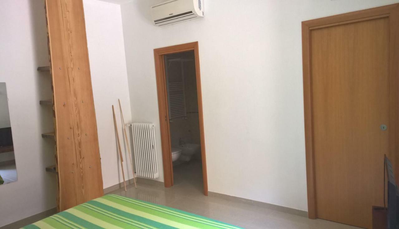 B&B Levantino Барі Екстер'єр фото
